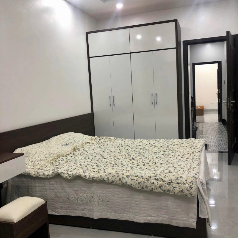 NHÀ ĐẸP- LÔ GÓC-NGÕ THÔNG- FULL NỘI THẤT Phố Ngọc Lâm  48m2 4 Tầng X 10.7 Tỷ.Long Biên-Hà Nội. 15975279