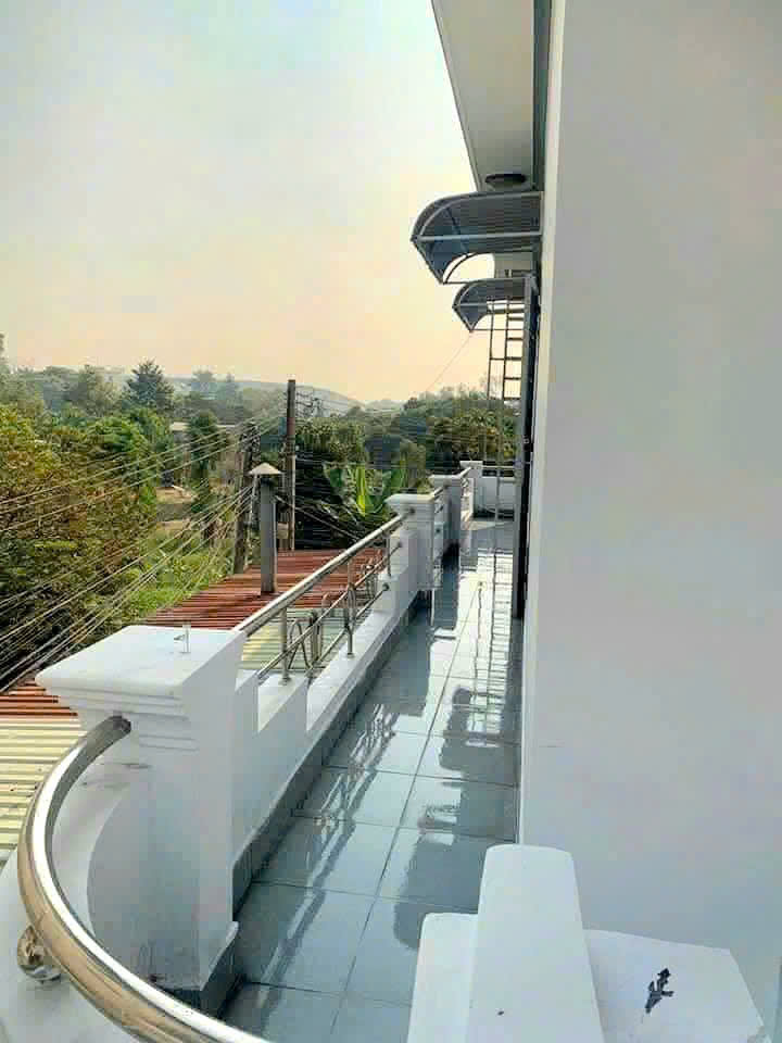 Bán nhà 2 Tầng 104m² Dĩ An,SHR đường xe hơi thông,gần Ngã 3 Ông Xã 15975324