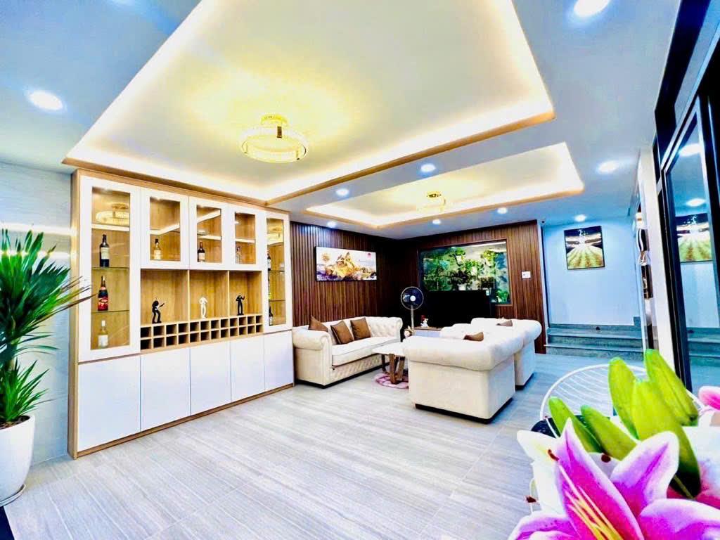 Bán nhà hẻm 5 tầng Gò Vấp, 77m2: Nhà mới, 4PN, sổ hồng, giá 13 tỷ, vị trí đẹp, tiện ích xung quanh, 15975325