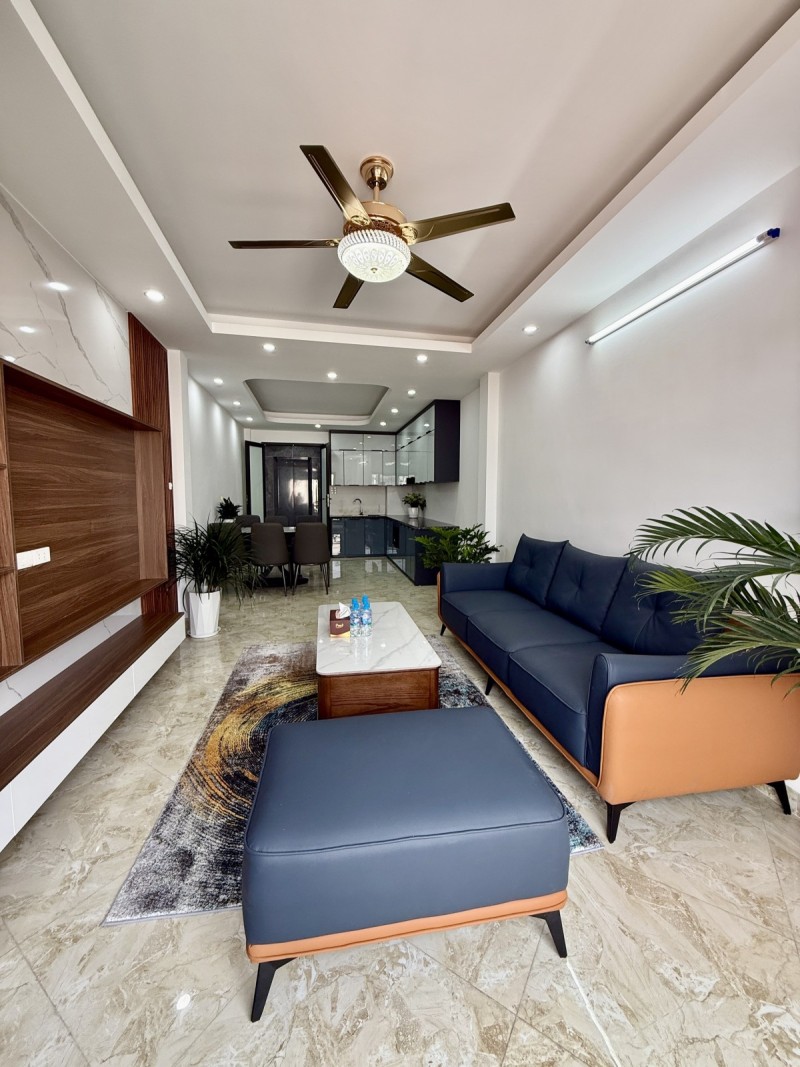 Bán nhà Thạch Bàn,Long Biên 6 tầng,48m thang máy,oto đỗ cửa nhỉnh 8 tỷ 15975342