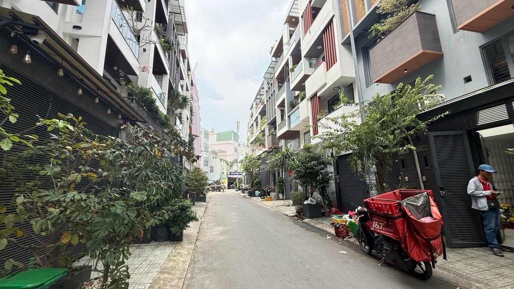 NHÀ MỚI ĐƯỜNG 8M - PHAN HUY ÍCH GÒ VẤP - TẶNG FULL NỘI THẤT - NGANG 4.5MX14M - 5TẦNG - GIÁ NHĨNH 10 15975346