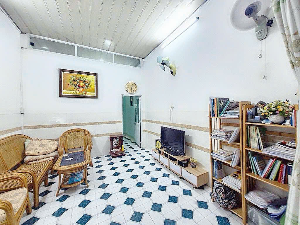 Hàng Hiếm Phước Long B Q9- 5,1 Tỷ--HXH Thông-4m x 14m-Gần Chợ-Sổ Riêng-An Ninh 15975354