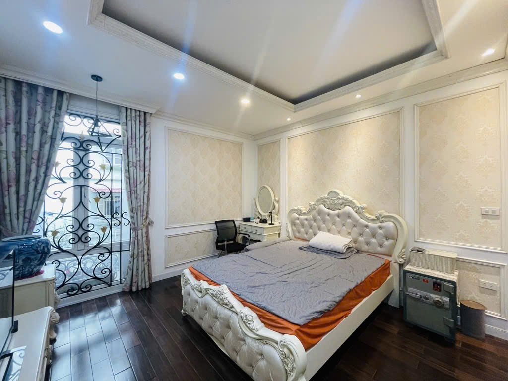 Hiếm, bán nhà Thái Hà, ô tô đỗ cửa, gần phố, 60m chỉ 16 tỷ 15975358