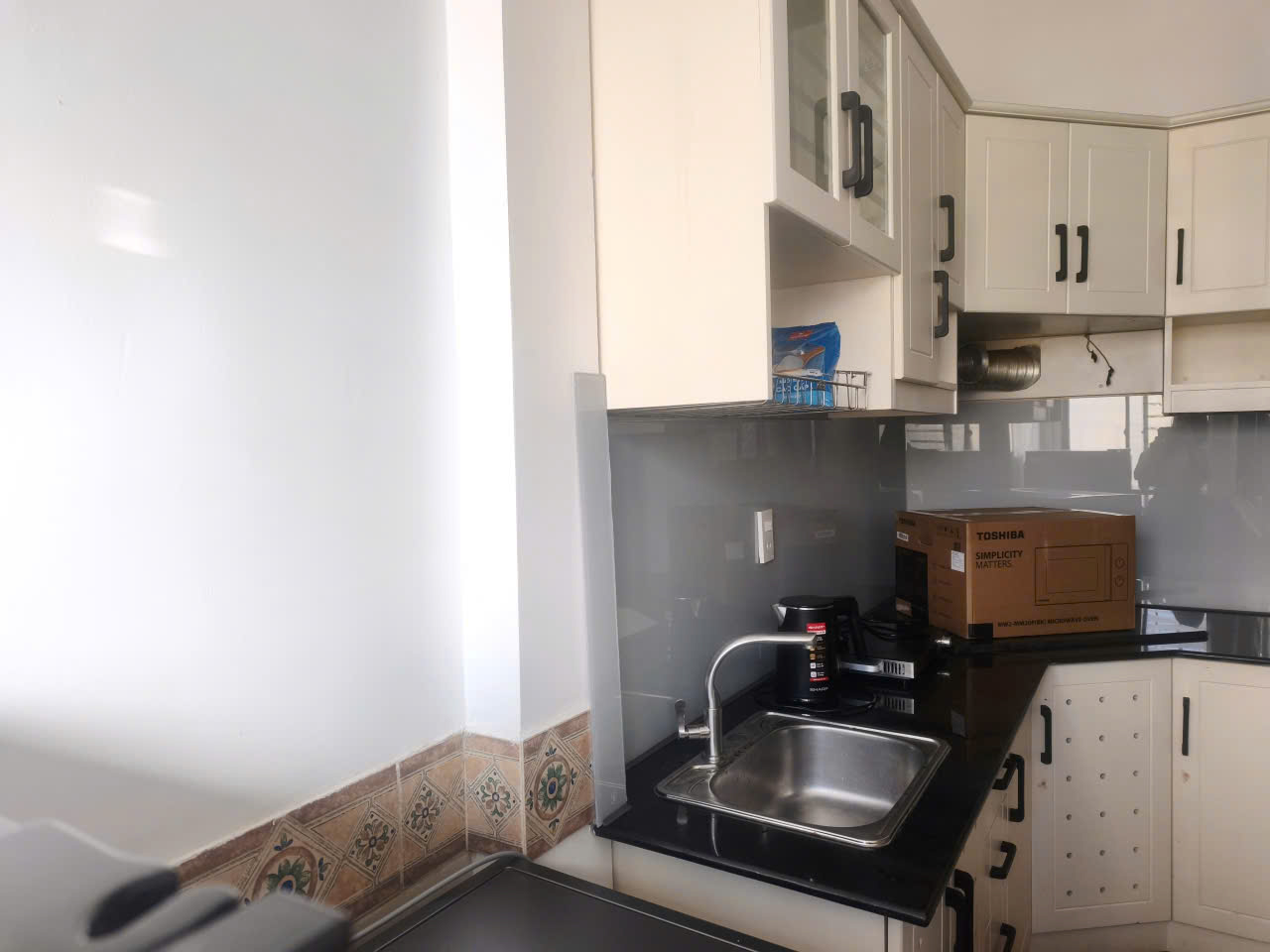 Cho Thuê Phòng 32m2 Tách Bếp Full Nội Thất Giá Rẻ – P.Bến Nghé, Q.1 15975425