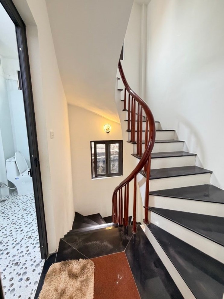 Bán nhà Kim Giang, Hoàng Mai, gần phố, full nội thất, 32m2, 8.6 tỷ(CTL) 15975444