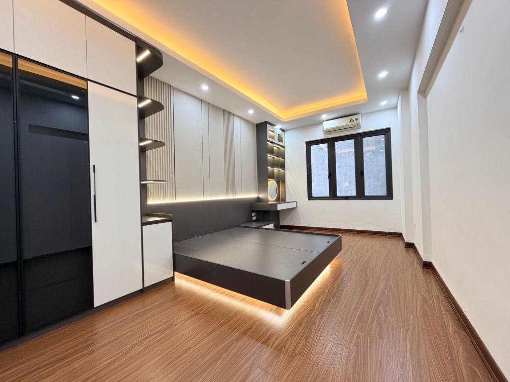 Bán nhà Kim Giang, Hoàng Mai, gần phố, full nội thất, 32m2, 8.6 tỷ(CTL) 15975453