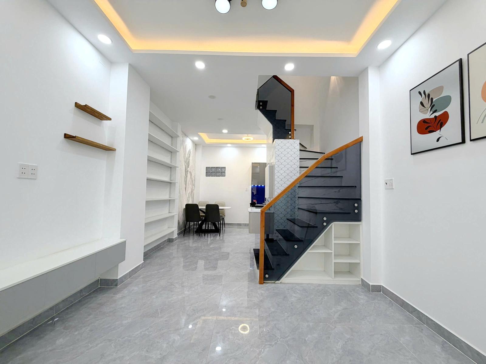 Nhà đẹp đón tết hẻm 45 Chánh Hưng P9Q8, Giá : 5.75 Tỷ Thương lượng) 15975470