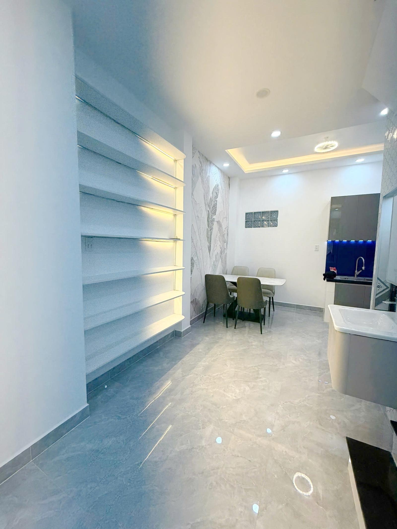 Nhà đẹp đón tết hẻm 45 Chánh Hưng P9Q8, Giá : 5.75 Tỷ Thương lượng) 15975470