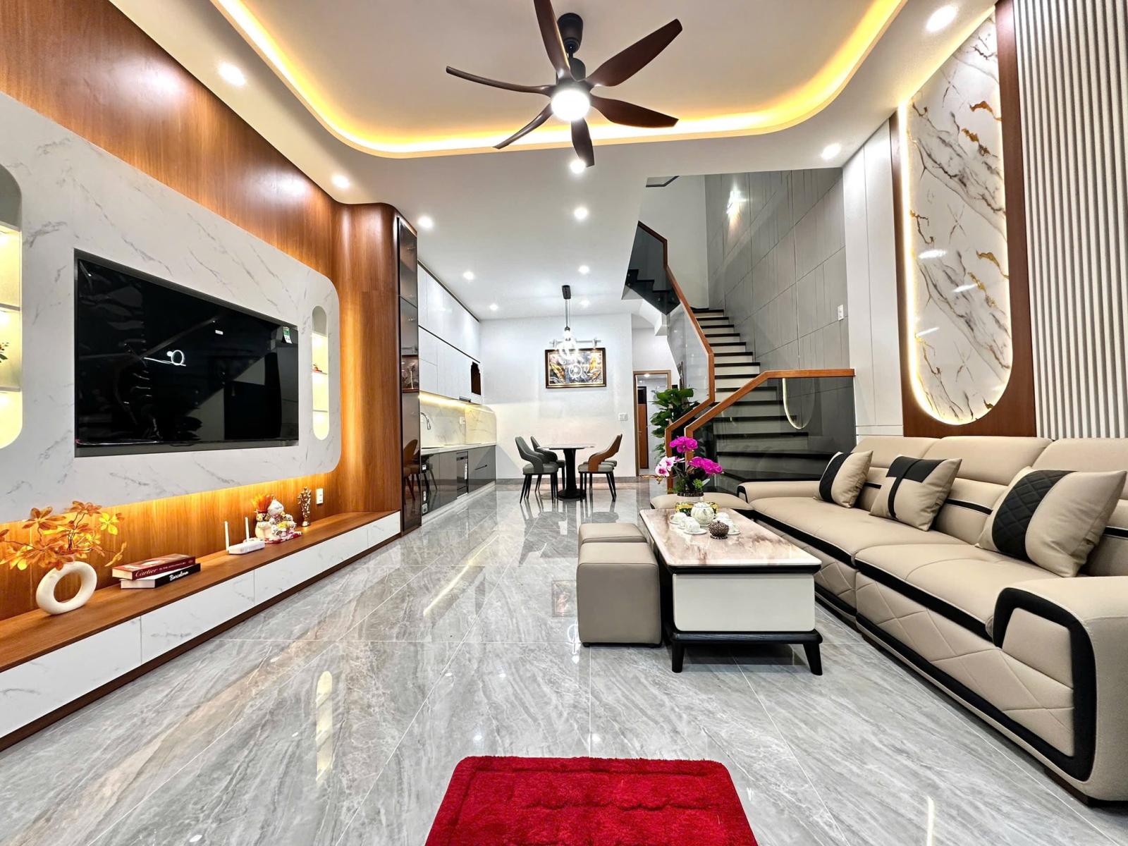 🔴💥SIÊU PHẨM nhà 3 tầng đường Hoà Minh 15 - Đối diện trường THCS Lương Thế Vinh 15975488