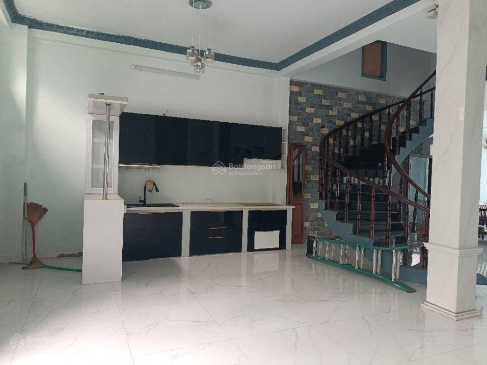 Nhà mặt tiền KDC Bình Hưng-6x20m, chỉ 13 tỷ. Dòng tiền 420tr/năm. DTSD: 315m2 15975502