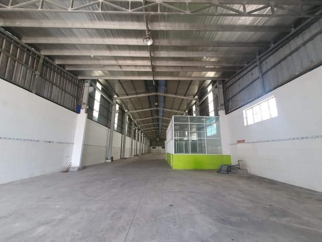 CHO THUÊ NHÀ KHO 360M² GẦN BẾN XE – GIÁ 16 TRIỆU/THÁNG 15975561