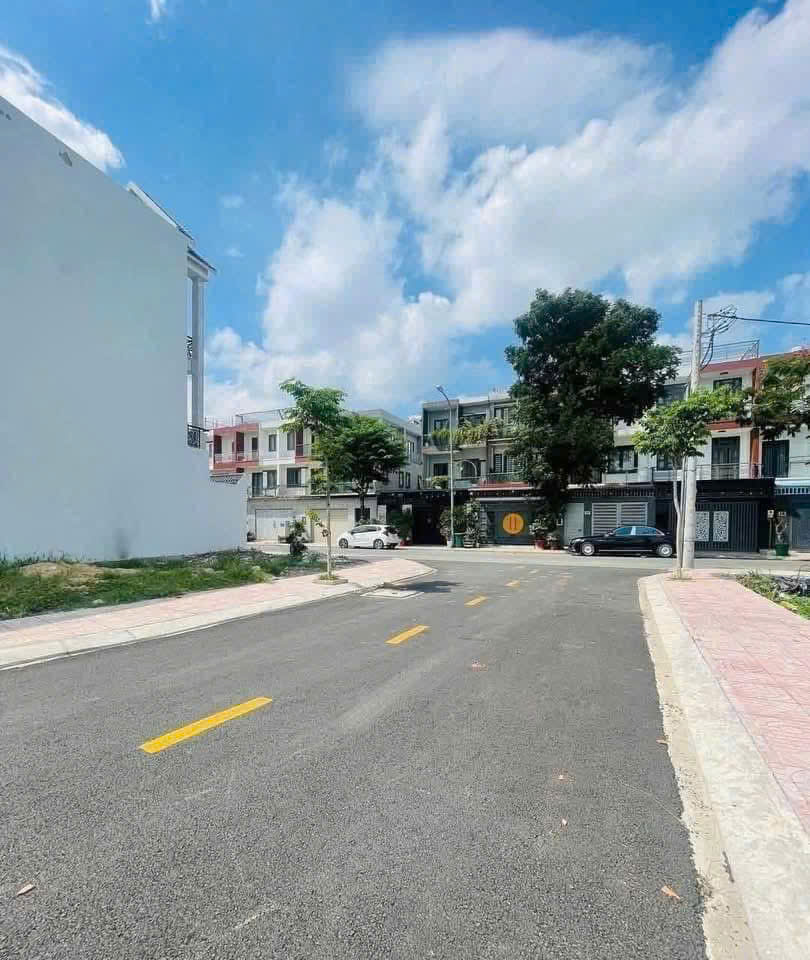 BÁN LÔ ĐẤT (5x21) KDC HÀ ĐÔ – ĐƯỜNG LÊ THỊ RIÊNG - VỊ TRÍ ĐẸP 15975573