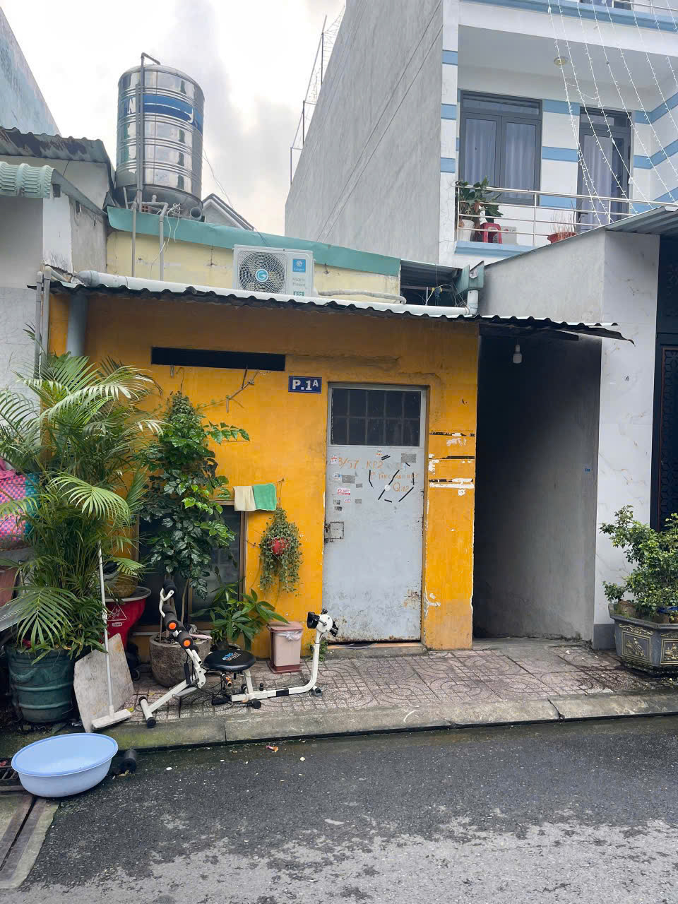 CHỈ 6.8 TỶ - CÓ NGAY NHÀ 2 MẶT TIỀN K82 TÔ KÝ - KHU QUÂN ĐỘI SẦM UẤT 15975587