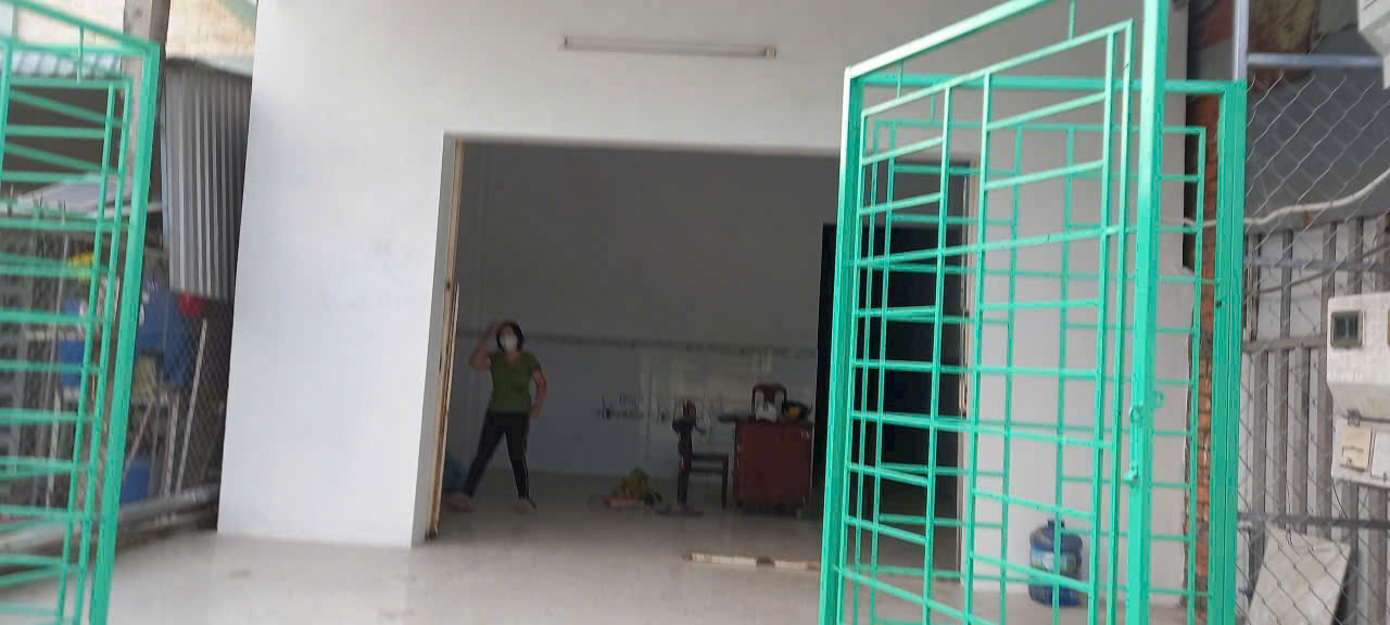 CHO THUÊ NHÀ MẶT TIỀN ĐƯỜNG PHAN VĂN ĐÁNG, P.9, VĨNH LONG - MỚI XÂY 100%, ĐỦ NỘI THẤT, GIÁ 5.5 15975596