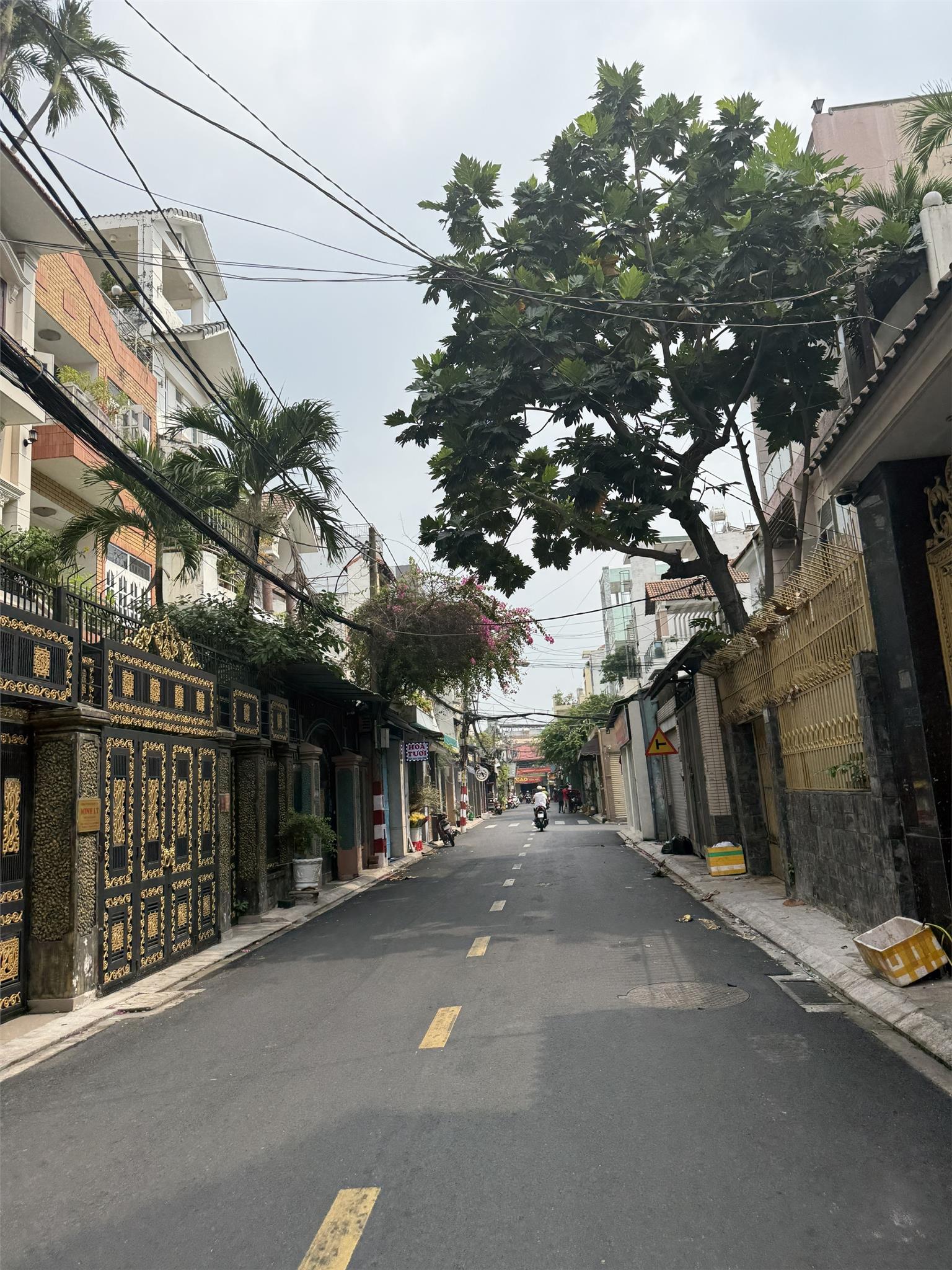 **Bán nhà HXH phường 10, Tân Bình, hẻm 8m Âu Cơ; 7,5x20m - nhà 2MT 15975615