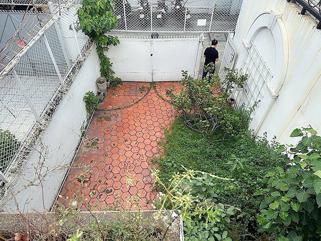 BÁN BIỆT THỰ 2 TẦNG ĐƯỜNG VÕ THỊ SÁU, QUẬN 1 - NGANG HIẾM 7,9M*26M - CHÍNH CHỦ 1 ĐỜI XƯA 15975623