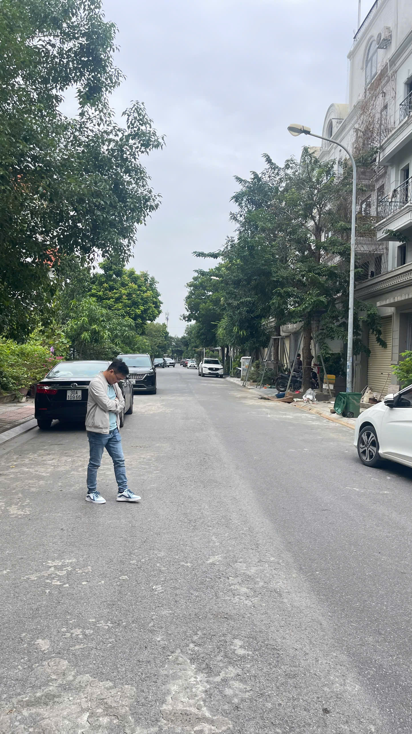 BÁN ĐẤT KHU ĐÔ THỊ 31HA – TRÂU QUỲ - GIA LÂM, 136 m2 GIÁ CHỈ 18 TỶ, LH 0985865658 15975631