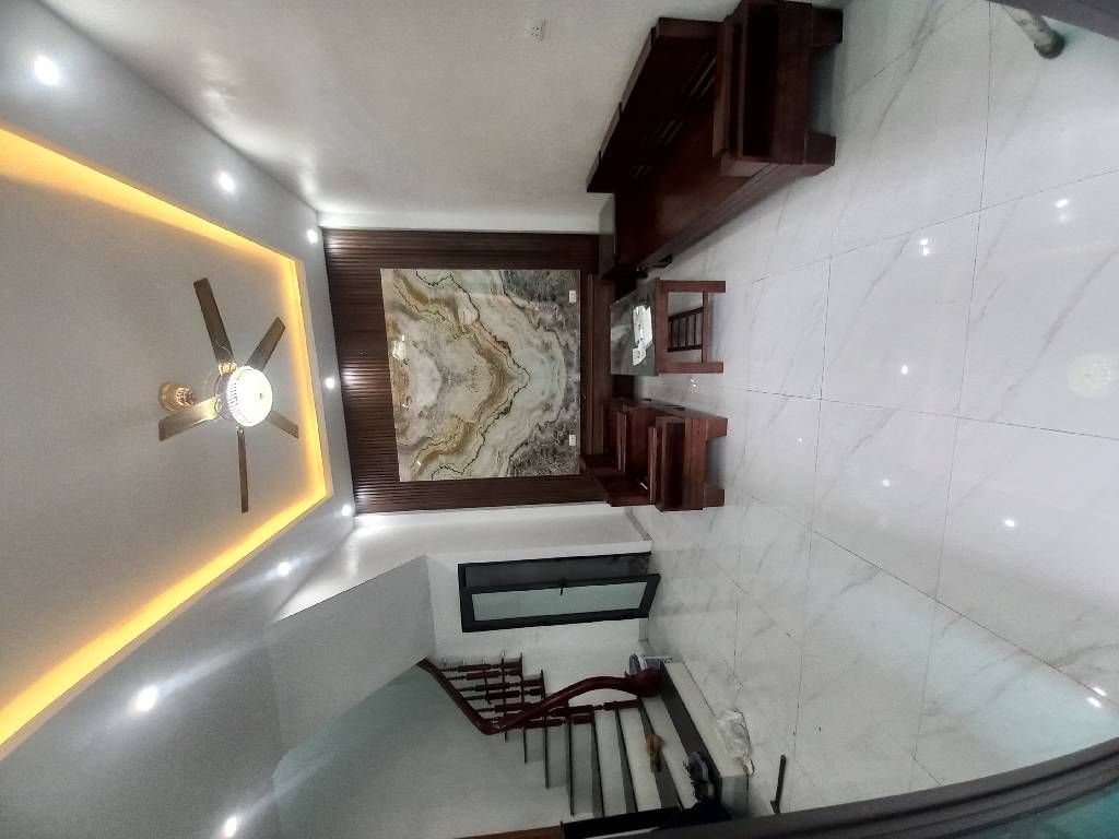 bán nhà Khương Trung 56m chỉ 8,6 tỷ, sổ vuông, gần phố, đủ tiện ích 15975647