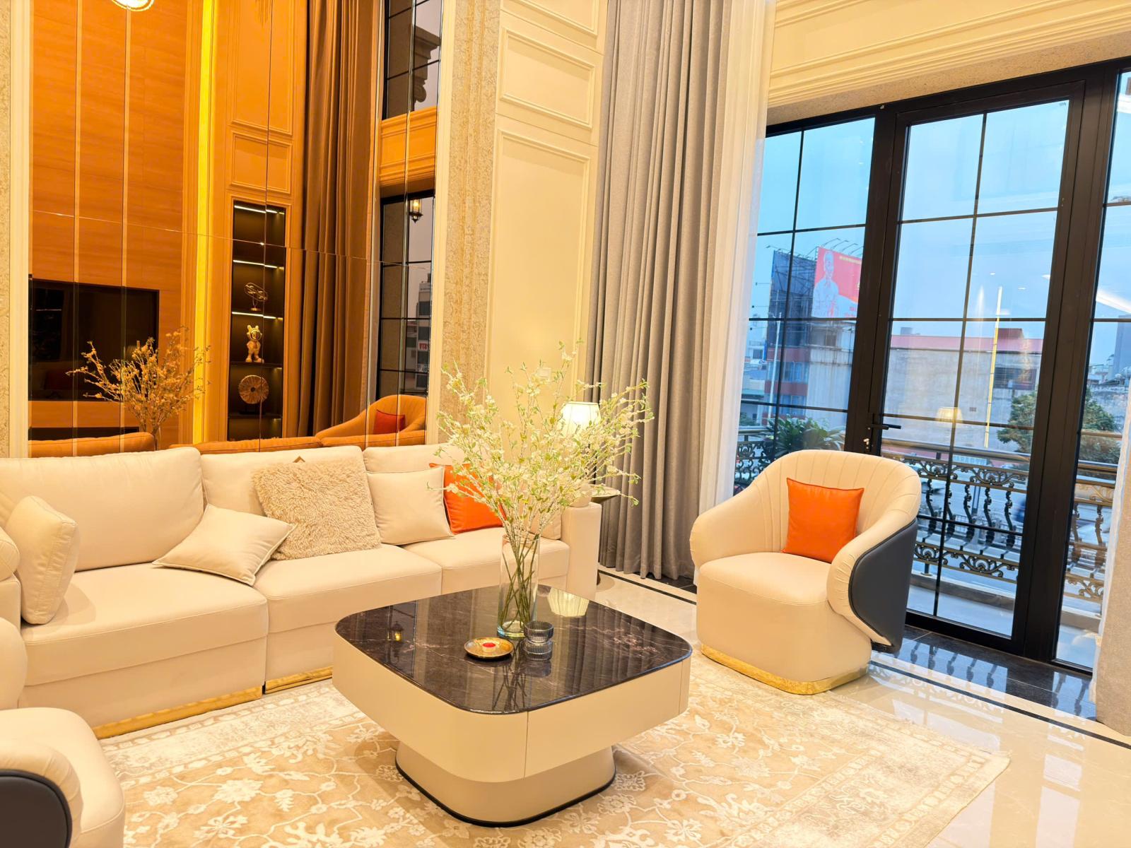 Bán nhà mặt phố Đàm Quang Trung,Long Biên 8 tầng,71m,mt4.6m vỉa hè,kinh doanh nhỉnh 27 tỷ 15975671