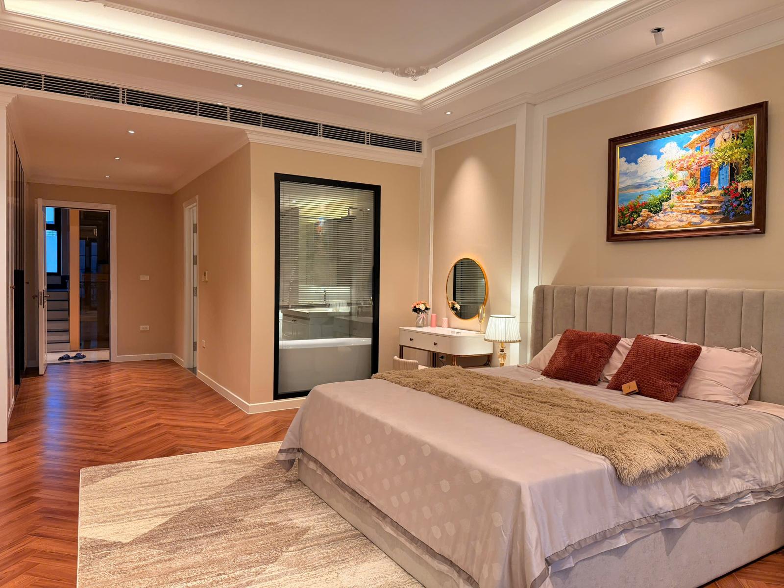 Bán nhà mặt phố Đàm Quang Trung,Long Biên 8 tầng,71m,mt4.6m vỉa hè,kinh doanh nhỉnh 27 tỷ 15975671