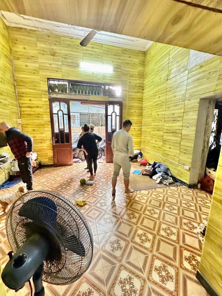 Nhà mặt ngõ ba gác đỗ cửa, thẳng tắp ra phố 15975713