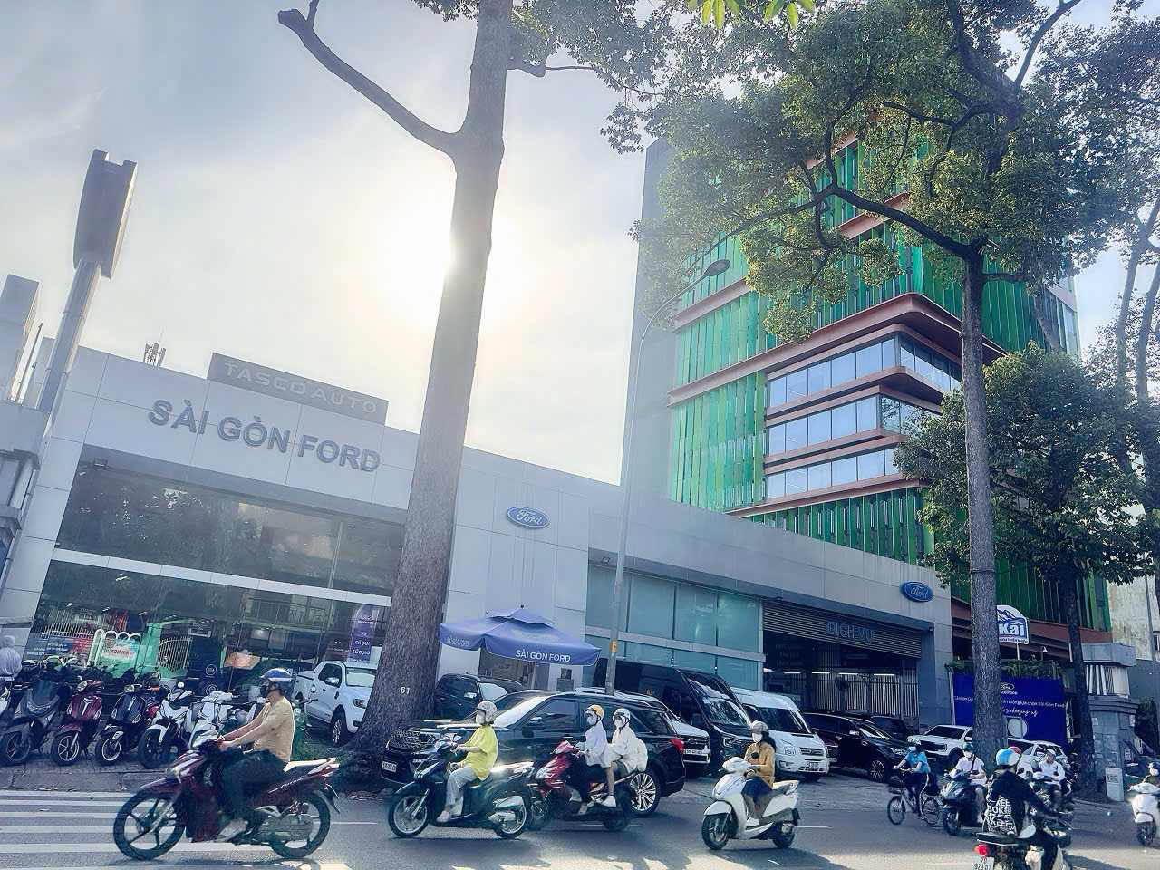 CHÍNH CHỦ 1 ĐỜI - BÁN NHÀ 4 TẦNG MẶT TIỀN KD Đ.CAO THẮNG, Q3 - DT 70M2 SỔ HỒNG VUÔNG ĐẸP - HDT MẶT 15975715