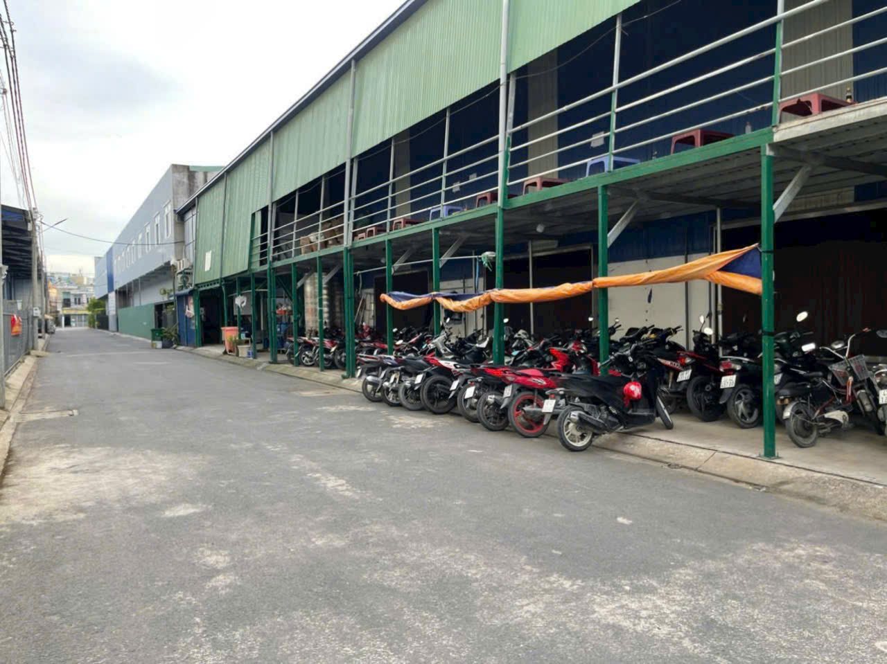 XƯỞNG ĐƯỜNG CONTAINER Q12 – CÁCH LÊ VĂN KHƯƠNG 500M – DÒNG TIỀN 80TR/THÁNG 15975723