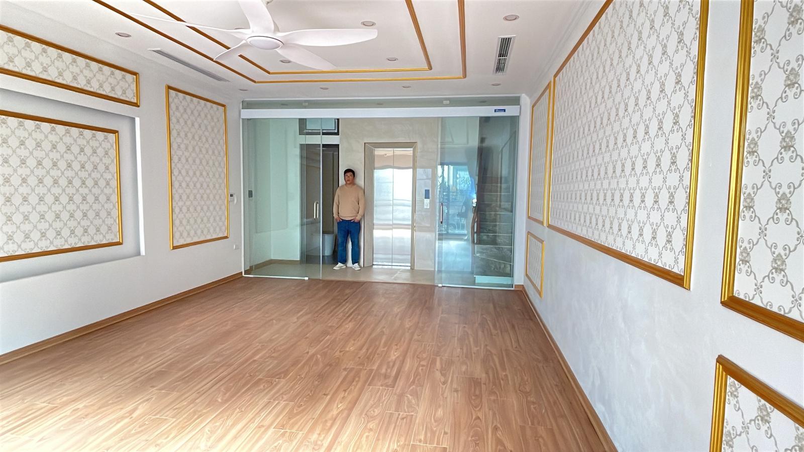 Bán nhà riêng Đại Mỗ_Nam Từ Liêm_45m2_5 tầng_Thang máy_Hơn 12 tỷ có thương lượng ! 15975726