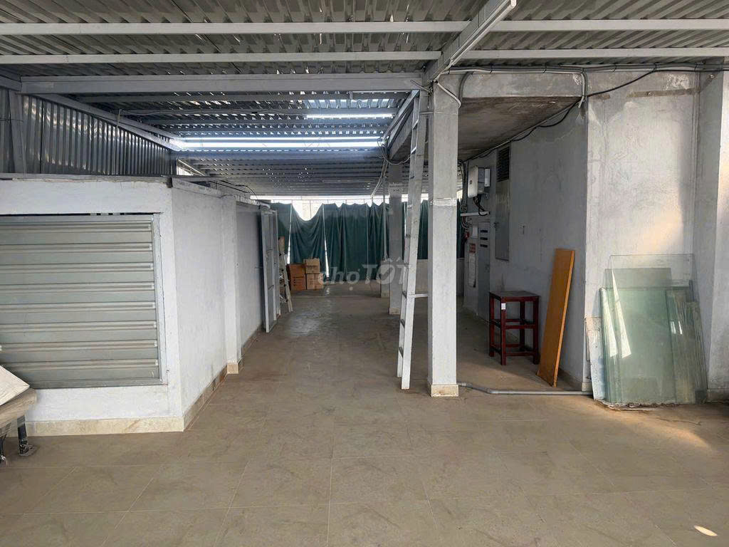 CHO THUÊ NHÀ MẶT TIỀN KD 5 TẦNG, SÂN THƯỢNG 500M2, MẶT TIỀN NGANG 7.3M KHU CƯ XÁ BẮC HẢI, P.15, 15975751