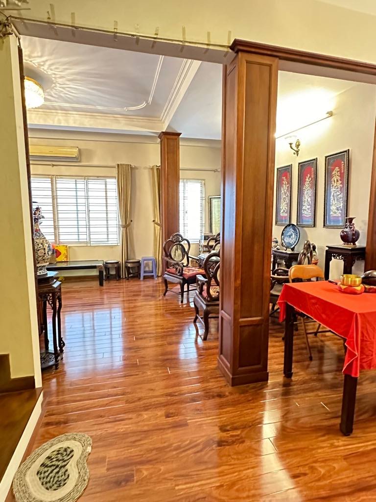 Hiếm, bán biệt thự Linh Lang, ô tô đỗ cửa, mặt tiền 7m, 148m chỉ 31.7 tỷ 15975755