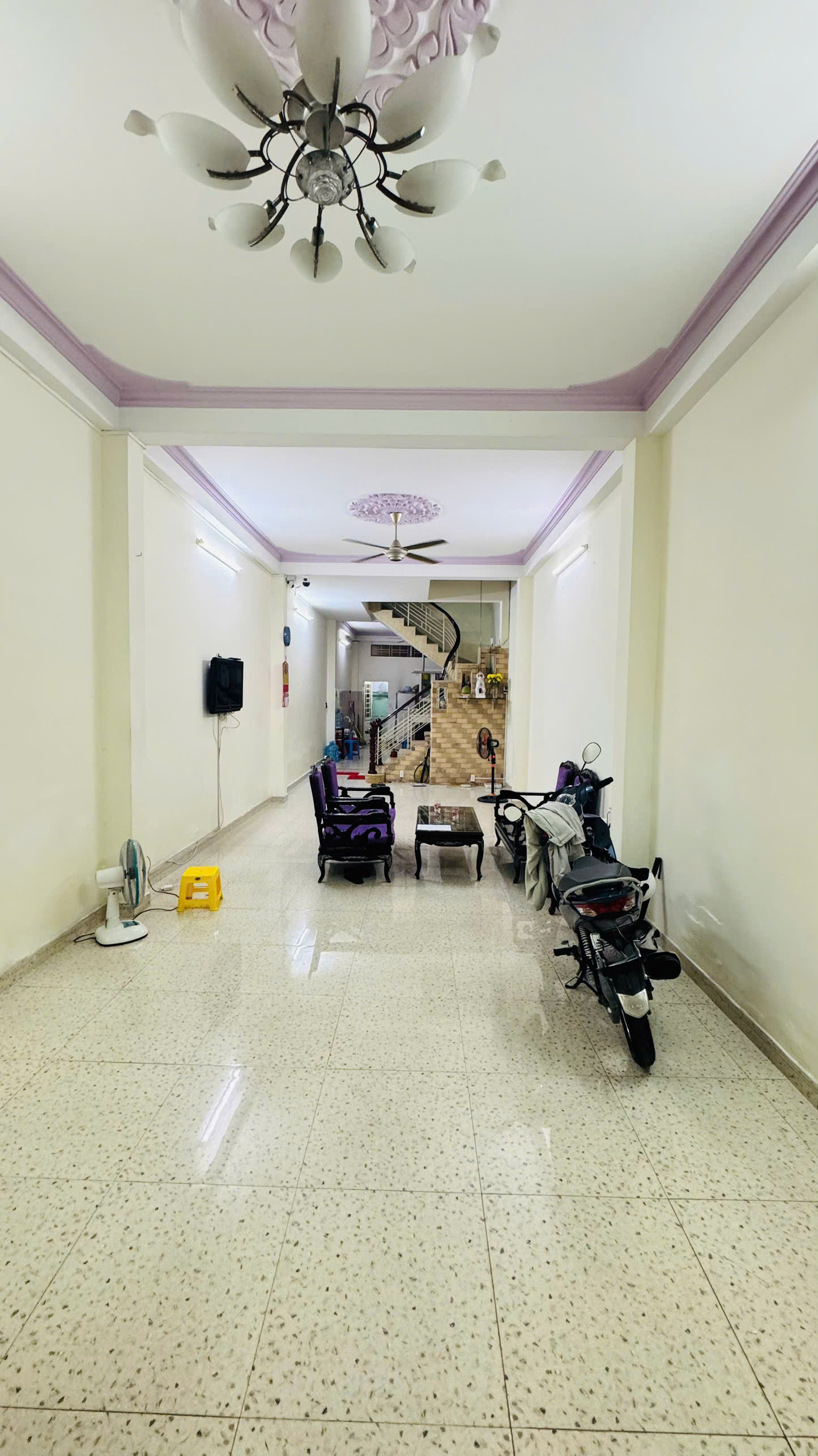 BÁN NHÀ MẶT TIỀN KHU TÊN LỬA  ĐƯỜNG RỘNG 10M THÔNG
DTCN 100m² (4×25)  4 TẦNG chỉ 14 ty tl 15975786