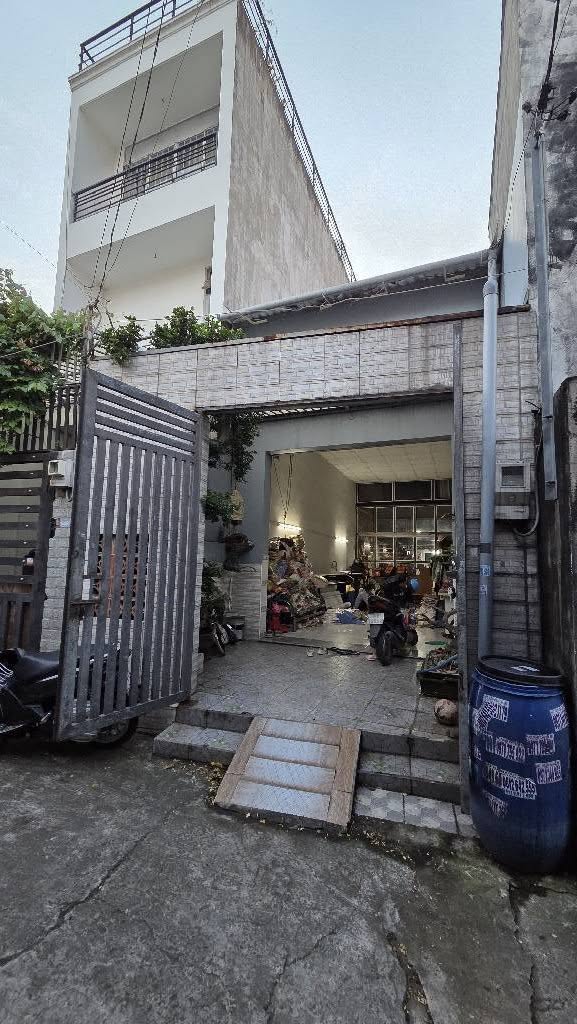 BÁN NHÀ HẺM XE HƠI NGAY KHU CÔNG NGHỆ CAO, QUẬN 9, NGANG 6M BỀ THẾ, 94M2, NHỈNH 5 TỶ 15975818