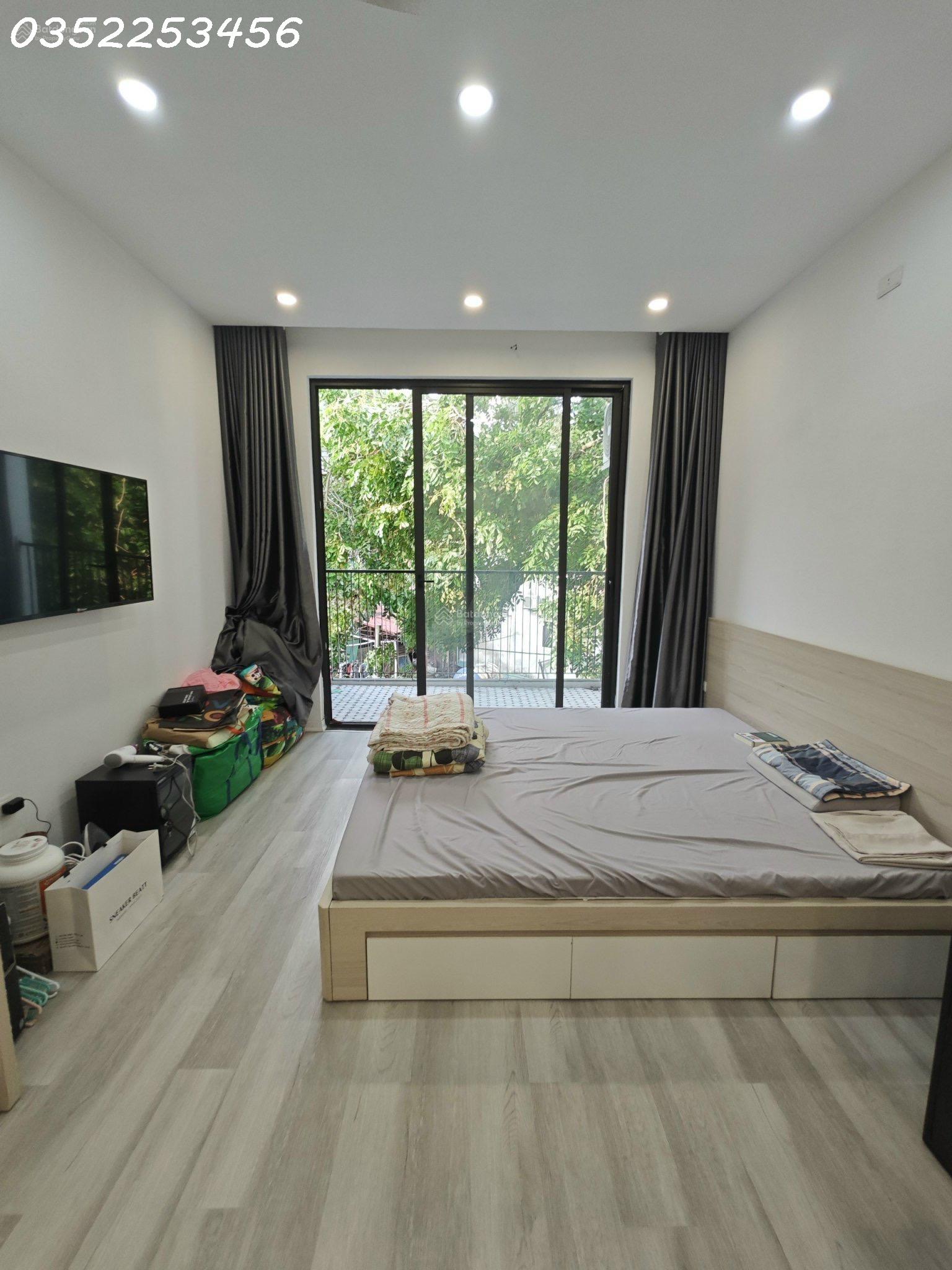 Đống đa duy nhất 1 căn studio 40m2 có ban công ngập tràn ánh nắng - khu dân cư cao cấp 15975821