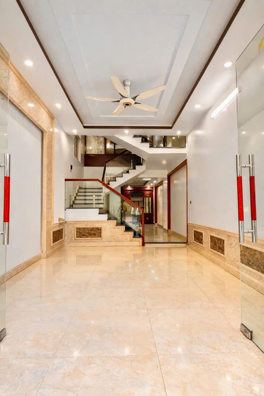 Nhà mặt ngõ tuyến 2 Ngô Gia Tự - 66m 4 tầng, ngõ 5m - Giá 5.7 tỉ - gần Trung Lực 15975847