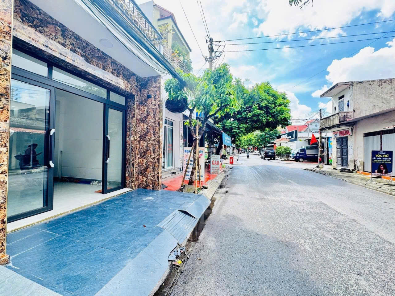 Bán nhà mặt đường Thiên Lôi - 92m 3 tầng - vị trí đẹp - giá 9.5 tỉ 15975849