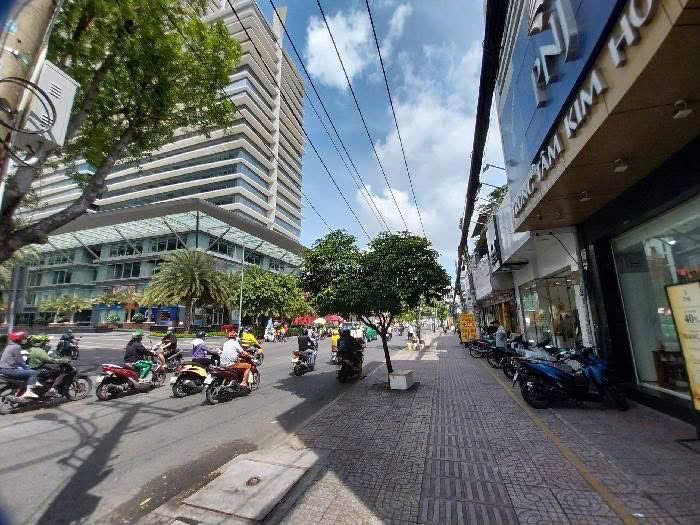 🔥9.7 ĐỒNG- NHÀ 5 TẦNG – NGANG 6,6M – HẺM 5M OTO – SÁT MẶT TIỀN CMT8, Q3 🔥 15975886