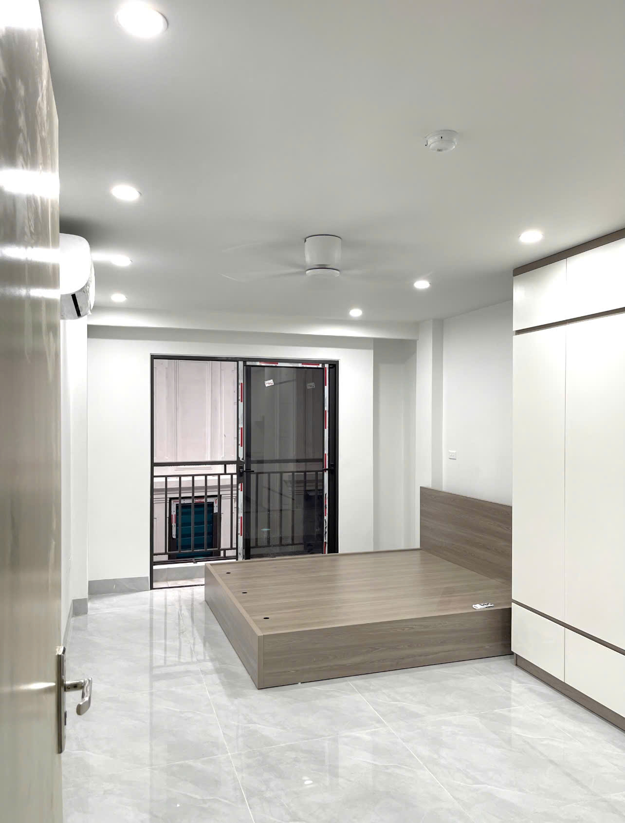 Cho thuê phòng tại số 70 ngách 63/56 Trần Quốc Vượng, phường Dịch Vọng Hậu, Cầu Giấy 15975899