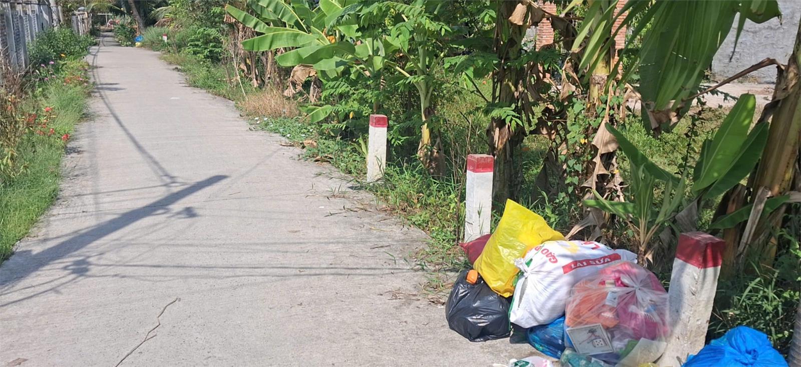 ĐẤT CHÍNH CHỦ - GIÁ TỐT CẦN BÁN NHANH LÔ ĐẤT VỊ TRÍ ĐẮC ĐỊA tại huyện Cái Bè tỉnh Tiền Giang 15976017