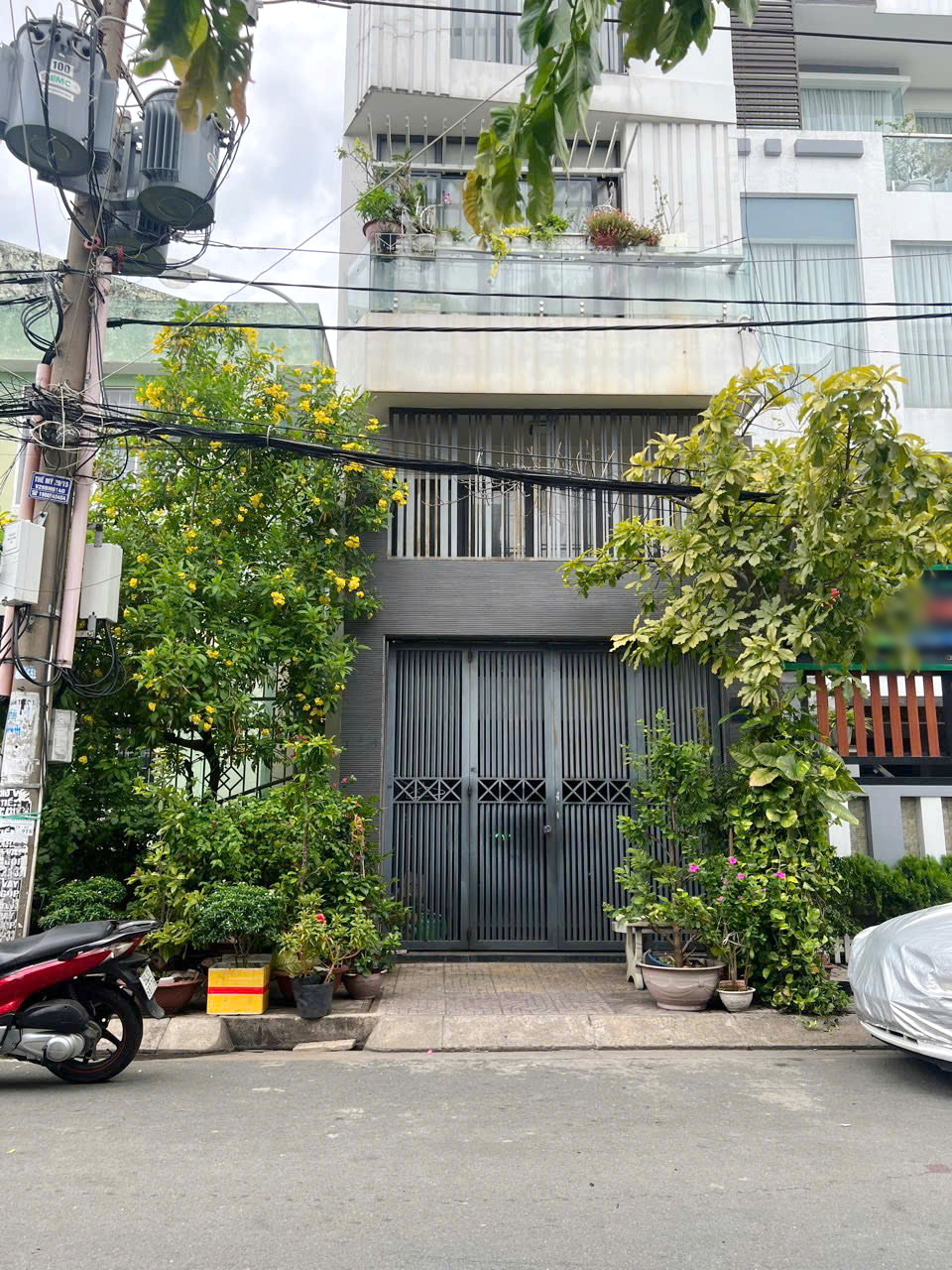 Bán gấp CHDV 6 tầng mặt tiền đường Huỳnh Văn Một P.Hiệp Tân Quận Tân Phú. Giá: 14.5 tỷ 15976030