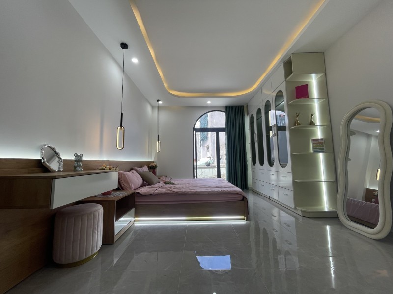 # Kiệt 3m gần Phạm Văn Nghị, 74m2, 3 tầng mới tinh, hiện đại, Hồ bơi, 4PN, 5.xx tỷ 15976036