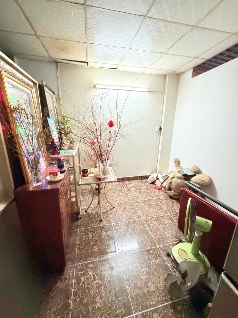 Bán Nhà Mặt tiền Kênh Tân Hóa - gần Khuông Việt, 4x15m, 2 Tầng - 1 đời chủ, chỉ 10,5 tỷ. 15976039