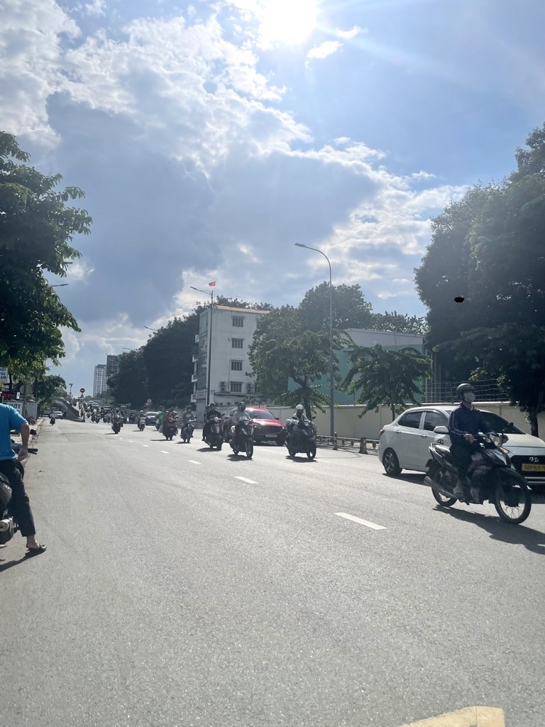 TÂN PHÚ: 800 m2 MẶT TIỀN LŨY BÁN BÍCH – CHIỀU NGANG 20M – QUỸ ĐẤT VÀNG SIÊU HIẾM 15976044