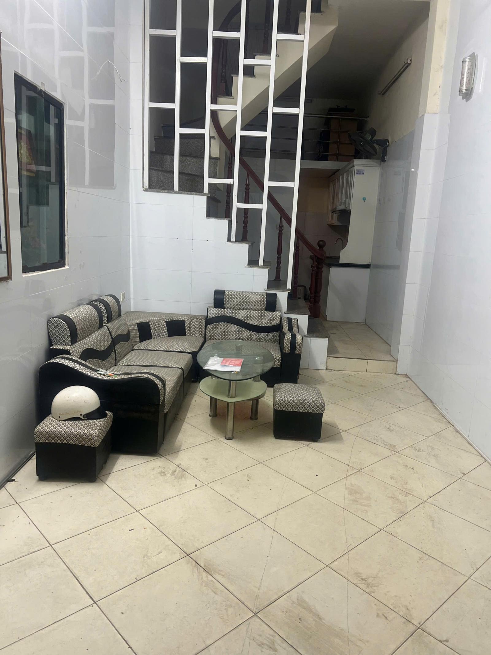 CHÍNH CHỦ CHO THUÊ NHÀ NGUYÊN CĂN 4 TẦNG SỐ 23 NGÁCH 20 NGÕ 86 PHỐ HÀO NAM 15976058