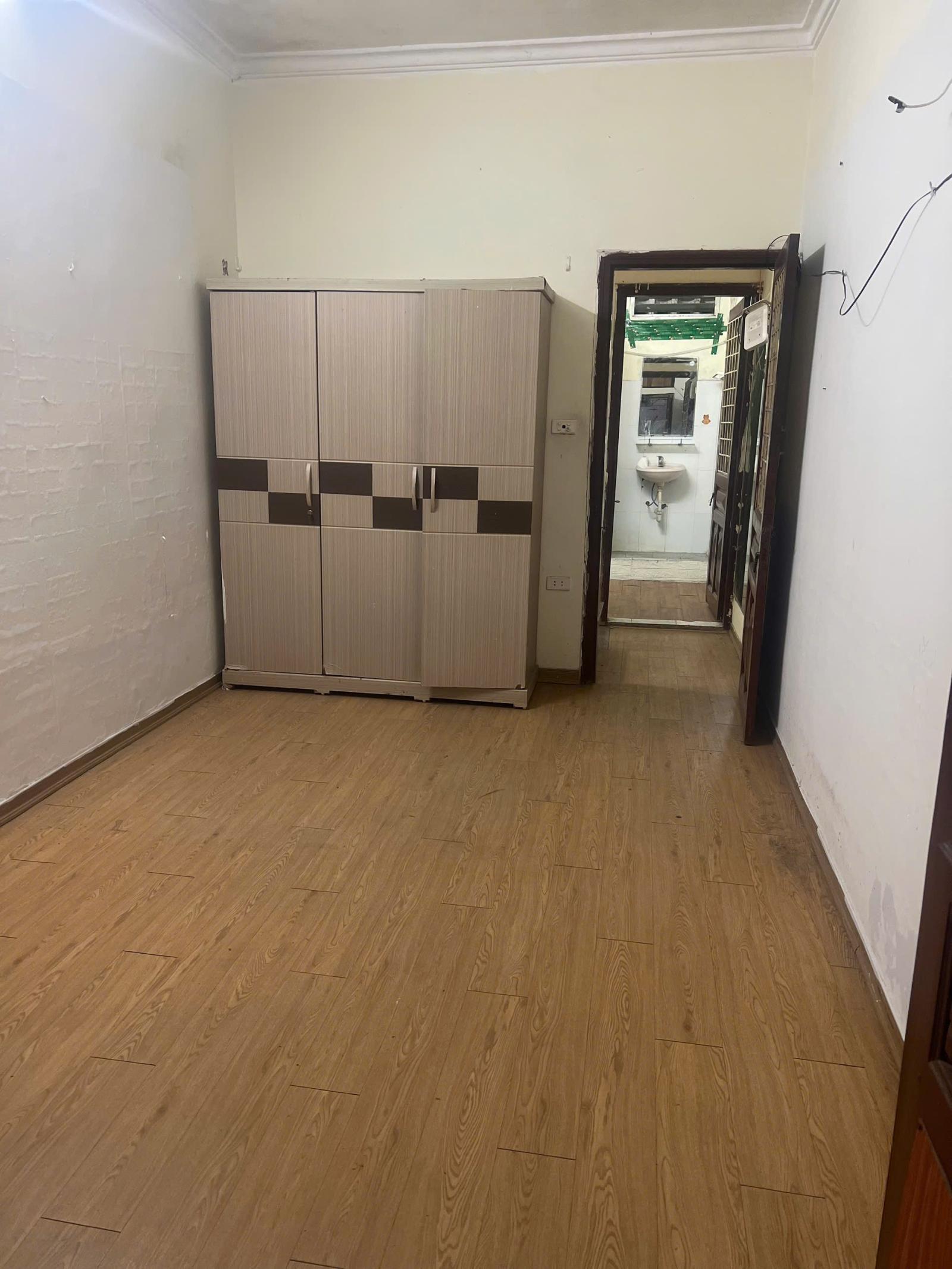 CHÍNH CHỦ CHO THUÊ NHÀ NGUYÊN CĂN 4 TẦNG SỐ 23 NGÁCH 20 NGÕ 86 PHỐ HÀO NAM 15976058