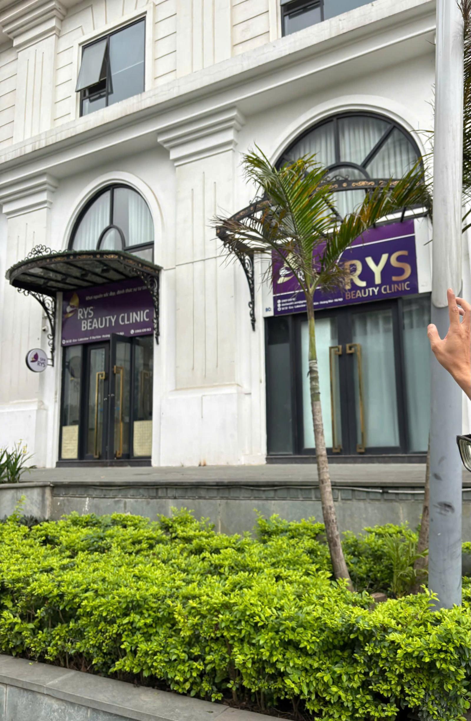 CHÍNH CHỦ CHO THUÊ SHOPHOUSE CHÂN ĐẾ ECO LAKE VIEW – 32 ĐẠI TỪ 15976065