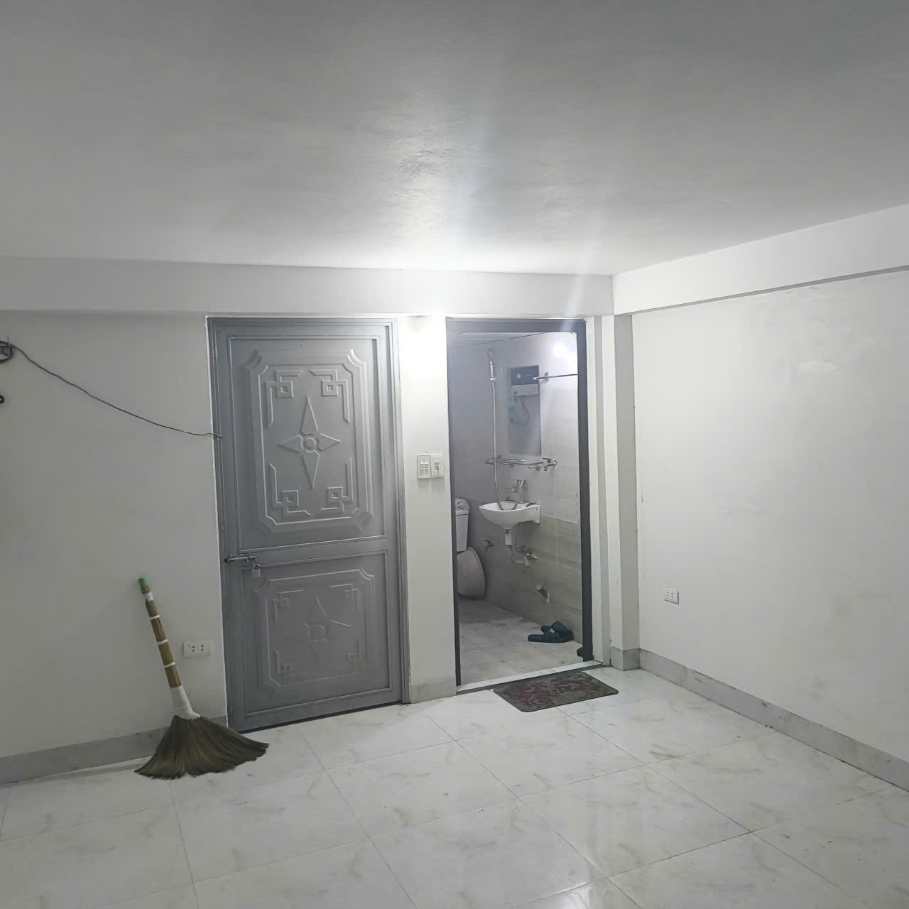 Cho Thuê phòng giá rẻ tại ngõ 26 Ngọc Hồi, Hoàng Mai 15976086