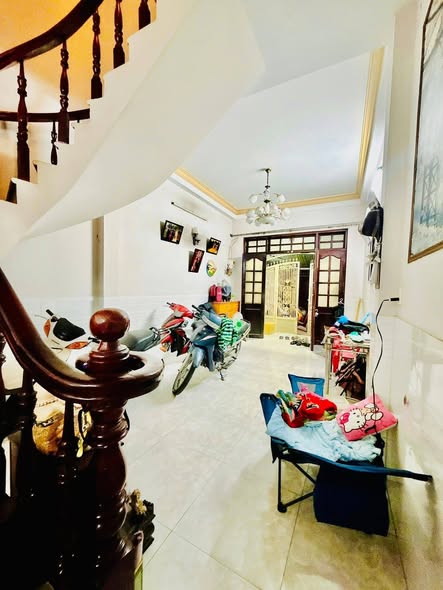 Nhà HXT Đường Âu Dương Lân Phường 3 Quận 8 Cũ. 15976093