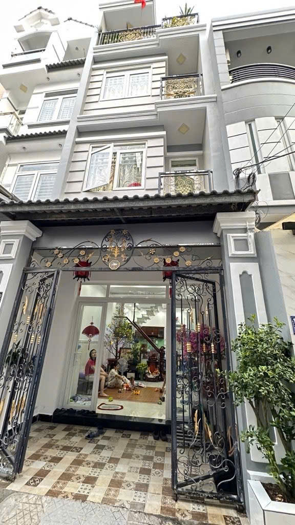 QUẬN 7 , NHÀ 4 TẦNG - HẺM XE HƠI THÔNG - KHÔNG NGẬP NUÓC - 2 MẶT HẺM THÔNG THOÁNG 15976102