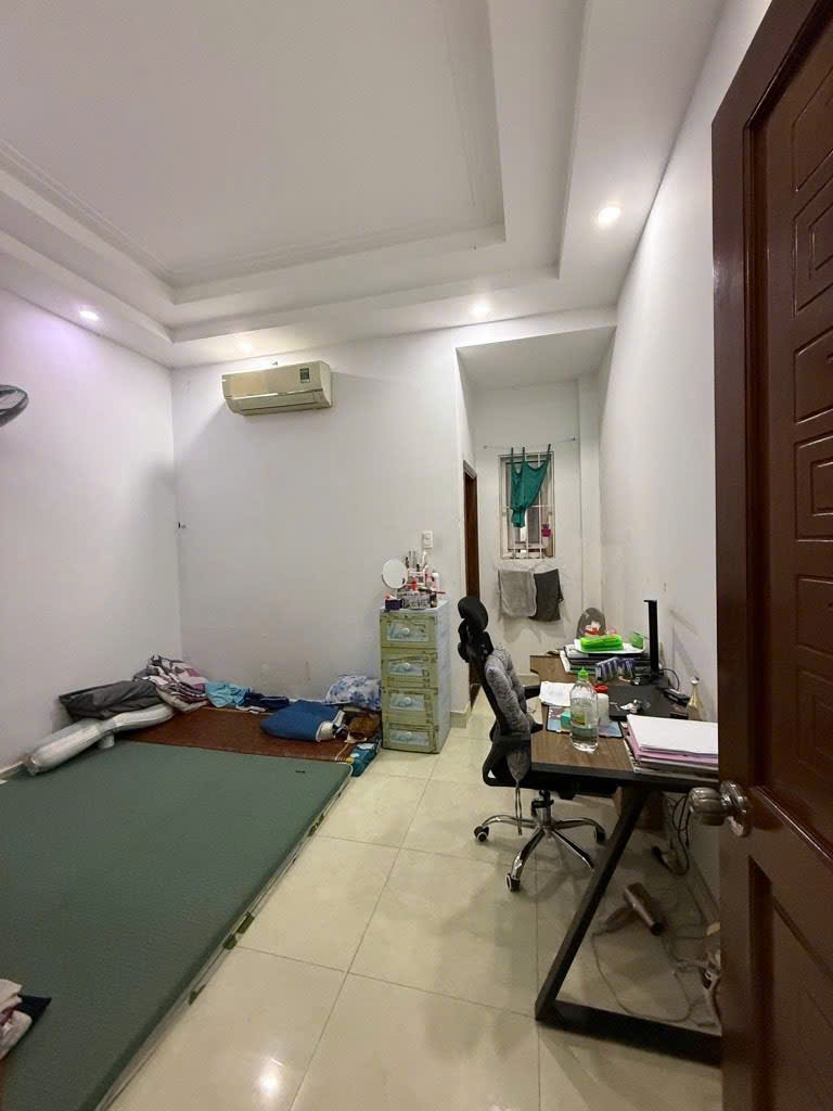 QUẬN 7 , NHÀ 4 TẦNG - HẺM XE HƠI THÔNG - KHÔNG NGẬP NUÓC - 2 MẶT HẺM THÔNG THOÁNG 15976102