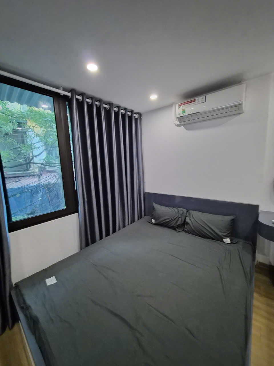 Bán gấp giá rẻ tập thể Nghĩa Tân 45m, tầng 4, 2.95 tỷ Cầu Giấy. 15976114